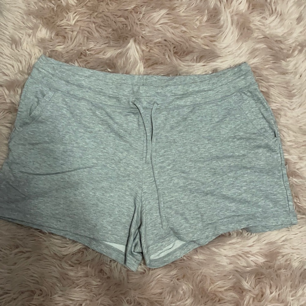 🔆4/$15🔆 32 degrees women’s cool shorts